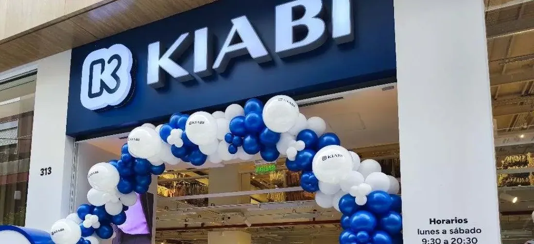 La marca francesa de moda low cost Kiabi abrió su primer local en Argentina y estos son los precios de la ropa